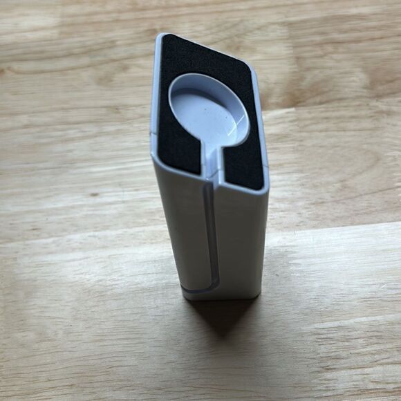 Charging Stand for Apple Watch - Picture 3 of 3